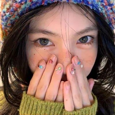 白天的我，夜里的他